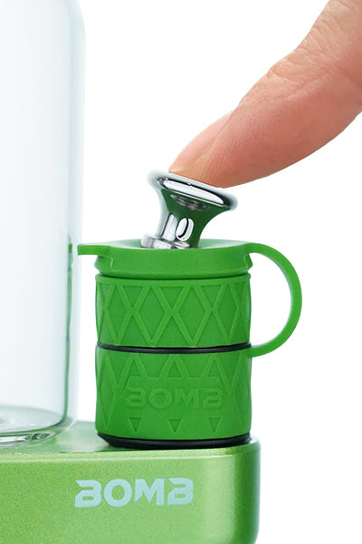 Magnetic Rotating Cap